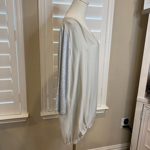 “GENDER BIAS” WOMEN’S V-NECK TUNIC ¾ SLEEVE TOP - SMALL - Picture 5 of 8